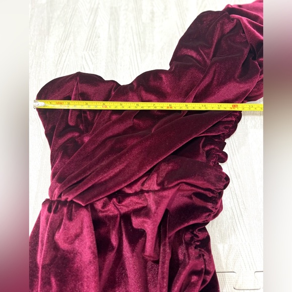 Lucy In The Sky Velour Long Sleeve Mini Dress - Picture 5 of 8